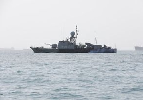 Napięcie wokół kluczowego szlaku. Iran ostrzega USA