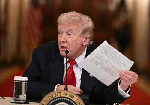 Trump wyśle kontyngent wojsk lądowych do Iranu? NBC News: Wyraził zainteresowanie