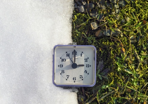 Zmiana czasu na letni. W który weekend marca przestawiamy zegarki?