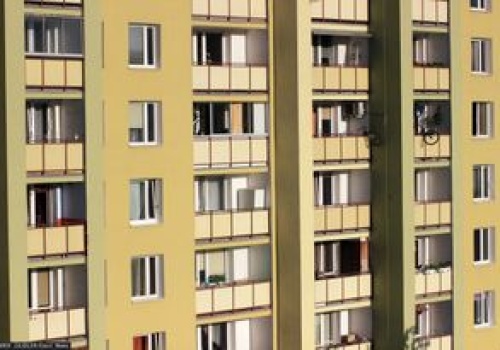 Zabronione na balkonie. Kary za szkody sięgają tysięcy złotych