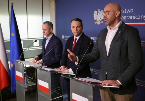 Trwa ewakuacja Polaków z krajów Bliskiego Wschodu. Ministrowie przekazali najnowsze dane