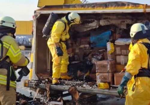 Śledczy rozbili siatkę, rozsyłającą bomby w masażerach. Koordynatorzy z Rosji wciąż na wolności