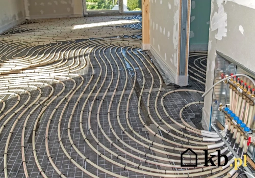 Grzejniki czy podłogówka? Ten system wybiera zdecydowanie więcej osób