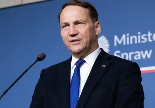 Sikorski: Czarnek? Bardzo dobry kandydat na premiera Afganistanu