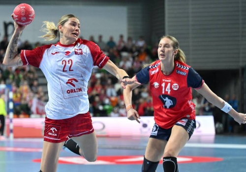 Polki bez szans w starciu z najlepszą drużyną świata