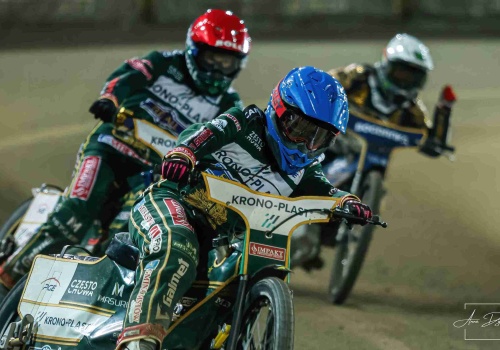 Żużel. Zapowiada walkę Włókniarza! Treningi zaczął szybciej niż zespół