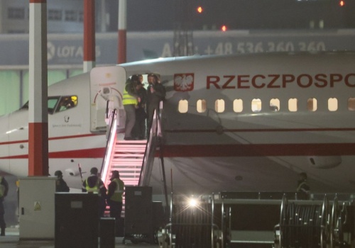 Powrót Polaków z Bliskiego Wschodu. W Warszawie wylądował samolot z Rijadu