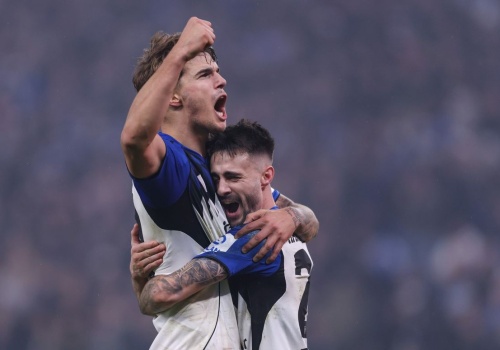 Barcelona zainteresowana obrońcą. Agent Lewandowskiego w tle