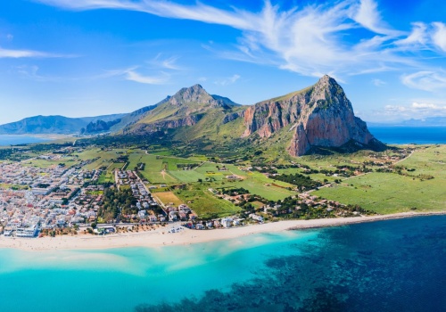 Sycylia w świetnym terminie za 629 PLN 💚🤍❤️ Loty piątek – niedziela i noclegi w Trapani (ze śniadaniami) 🏛️🏝️