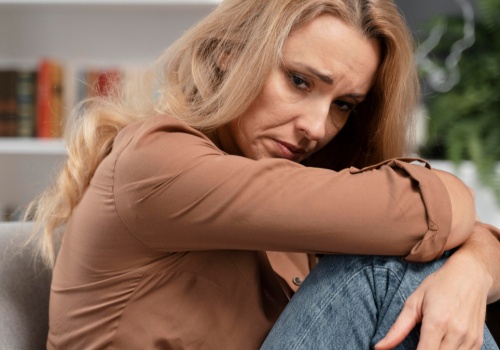 Wolą poduszkę finansową od kwiatów. Polki redefiniują priorytety