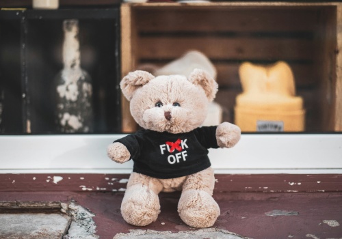 Przeklinasz w internecie? Sąd Najwyższy uważa, że łamiesz prawo