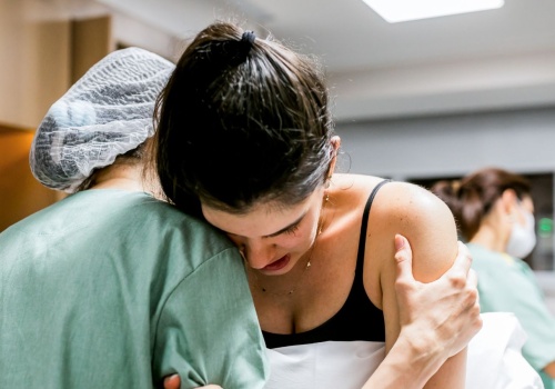 Polska położna ujawnia prawdę o pracy w Arabii Saudyjskiej. Tyle przelewają jej co miesiąc na konto