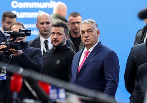 Ukraina domaga się zwrotu pieniędzy skonfiskowanych przez Węgry. Szef węgierskiego MSZ odpowiada