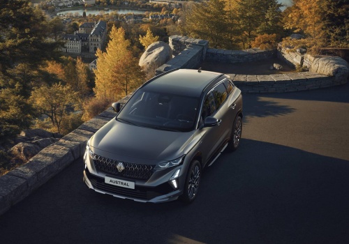 Renault chce być liderem rynku hybryd, Toyota ma poważne powody do obaw!