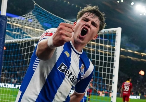 Pietuszewski! Co za gol Polaka w hicie ligi portugalskiej. Ośmieszył mistrza świata. WIDEO