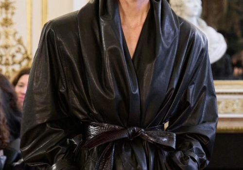 Magda Butrym zachwyca Paryż. Polska projektantka zaprezentowała kolekcję inspirowaną filmem Andrzeja Wajdy „Polowanie na muchy”