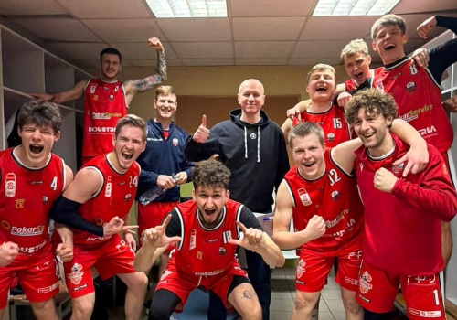 Wyjazdowe zwycięstwo koszykarzy UJK