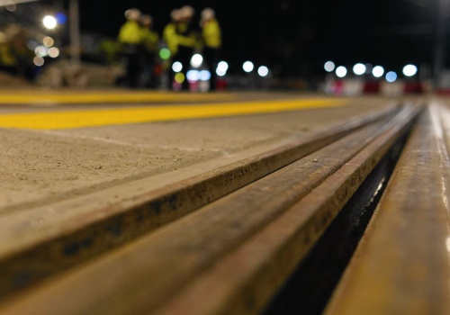 Tragedia w Niemczech. Kobieta zginęła, ratując dziecko na torowisku