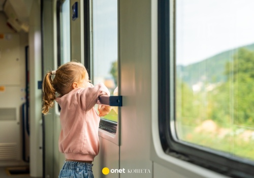 5-latka bez opieki w pociągu. Zareagował przypadkowy pasażer