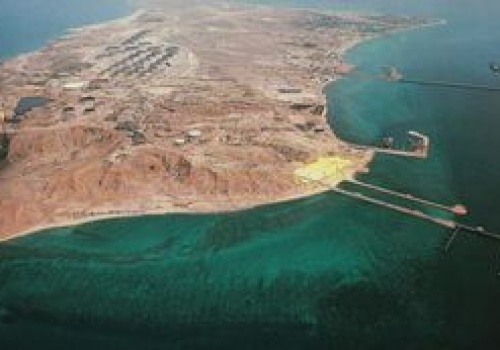 Ta irańska wyspa może wstrząsnąć rynkiem ropy. Dlaczego jest tak ważna