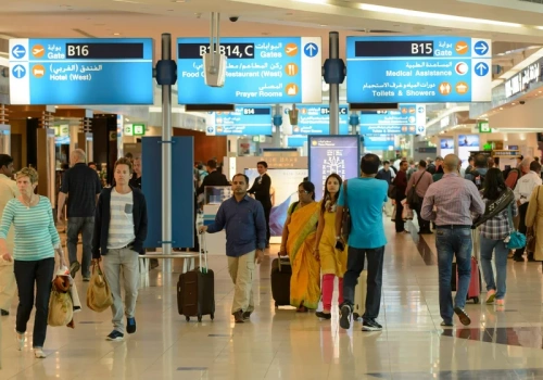 Loty w Dubaju wznowione po eksplozji. Co z zamkniętymi atrakcjami?