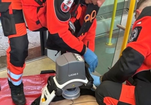 Dramat w pociągu. Kobiety ratowały życie pasażera