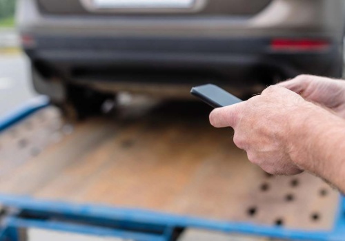 20 tys. euro za holowanie auta po wypadku. Kierowca elektryka nie mógł uwierzyć w rachunek