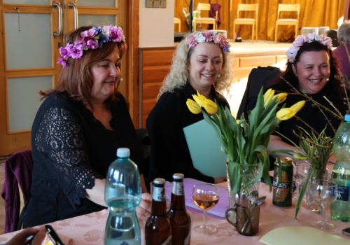 Panowie dla pań. Dzień Kobiet w Milikowie z teatrem