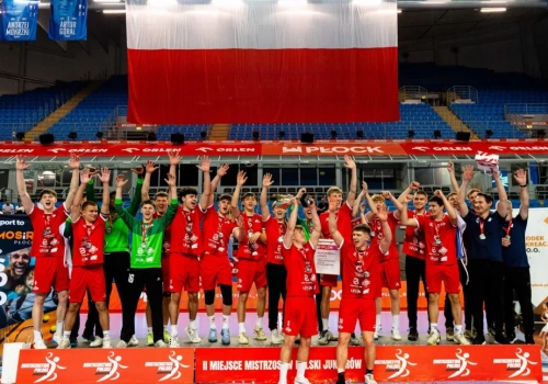 Piłkarze ręczni MSPR Siódemka Legnica Wicemistrzami Polski Juniorów