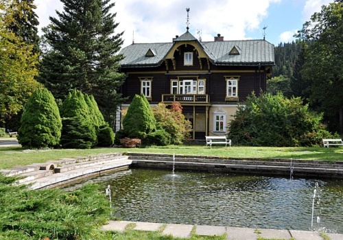 To uzdrowisko może się pochwalić najczystszym powietrzem. Warto odwiedzić je wiosną