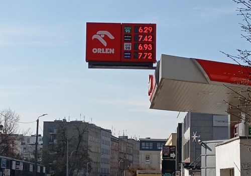 Szok naftowy stał się faktem. Czeka nas powtórka scenariusza sprzed 4 lat