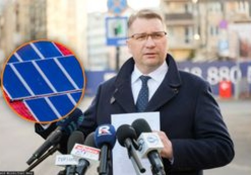 Czarnek grzmi na OZE. Wyliczyli, że jego panele już się zwróciły