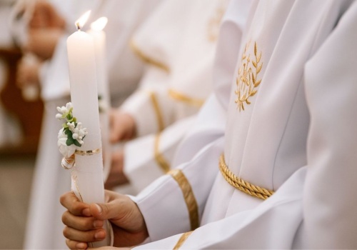 Komunia nie musi kosztować majątku. Wystarczy zmienić kilka decyzji