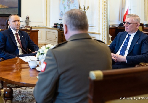 Prezydent spotkał się z dowódcami wojskowymi. Tematem SAFE!