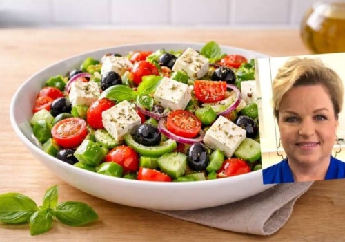 Bosacka wyrzuciła fetę z sałatki greckiej! Tym ją zastąpiła