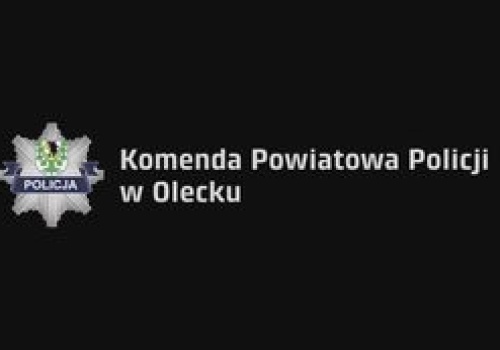 Agresor wyskoczył z auta. Nie zauważył policjantów