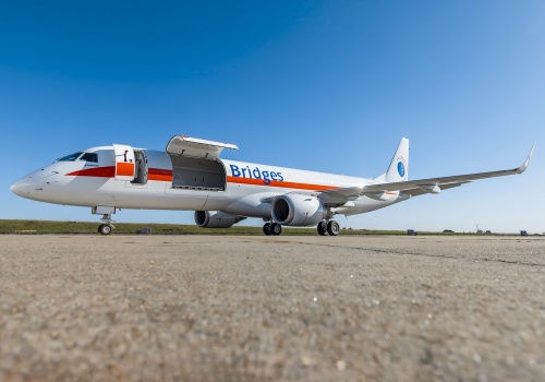 Pierwszy E190F rozpoczął służbę w Europie. Debiut u Bridges Air Cargo