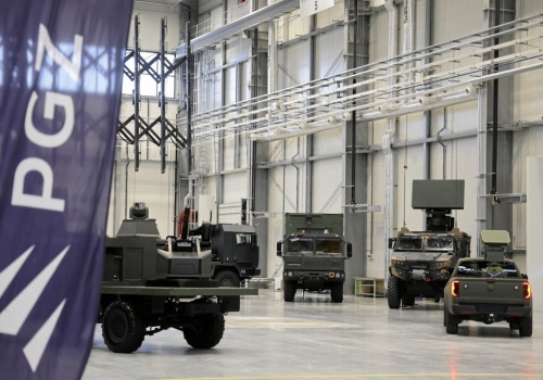 Zbrojeniówka rekrutuje. Setki ofert pracy