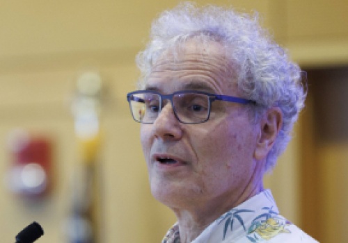 Noblista prof. Victor Ambros stara się o polskie obywatelstwo