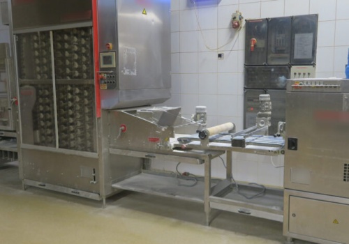 Maszyny do produkcji pieczywa i wyposażenie siłowni i Ford Ranger. na licytacjach urzędu skarbowego