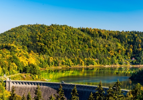 Znika ogromne jezioro na Dolnym Śląsku. Pierwsza taka sytuacja od pół wieku