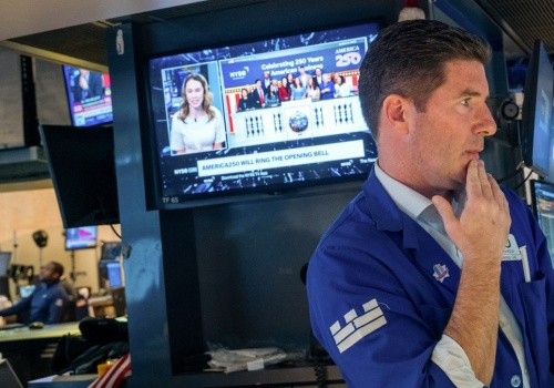 Kolejny dzień zmienności cen. Rynki czekają na sygnał