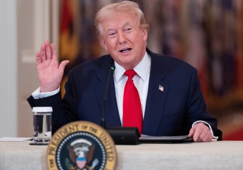 Trump myśli o przejęciu kluczowej dla międzynarodowego handlu cieśniny Ormuz