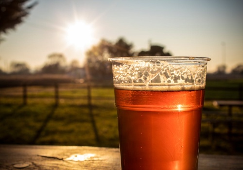 Zostało ci 20 butelek wódki po weselu? Sprawdź, czy możesz je oddać do sklepu