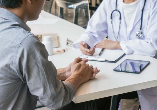 Młodzi ludzie szturmują gabinety lekarskie. Kardiolog ostrzega przed jednym urządzeniem