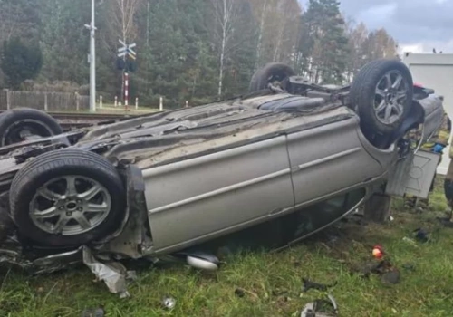 Szynobus Tczew–Chojnice zderzył się z Jaguarem. Kierowca był pod wpływem amfetaminy