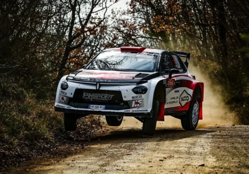 Lancia Ypsilon Rally2 HF Integrale zaczęła naukę szutru od podium