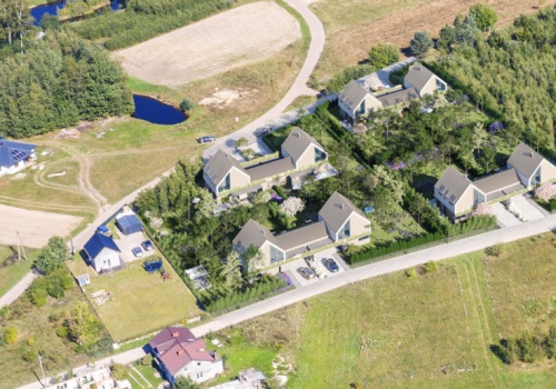 Nowe osiedle domów pod Gdańskiem. Czeka na zielone światło i kupca