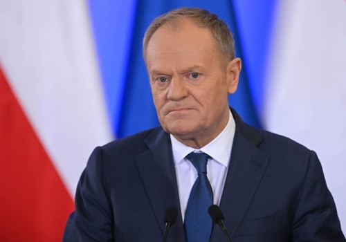 Donald Tusk: Dotarły do nas informacje, że prezydent zawetuje SAFE