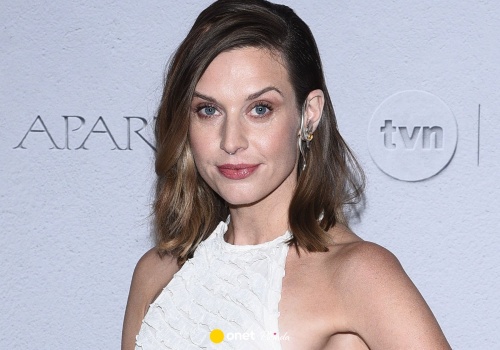 Internauci są oburzeni jej koncertem. Tak Julia Kamińska tłumaczy się z użycia motywów religijnych